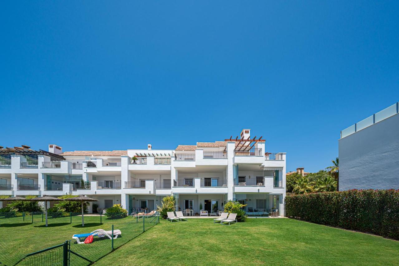 Garten Appartment In La Floresta - La Mairena Ojen Bagian luar foto