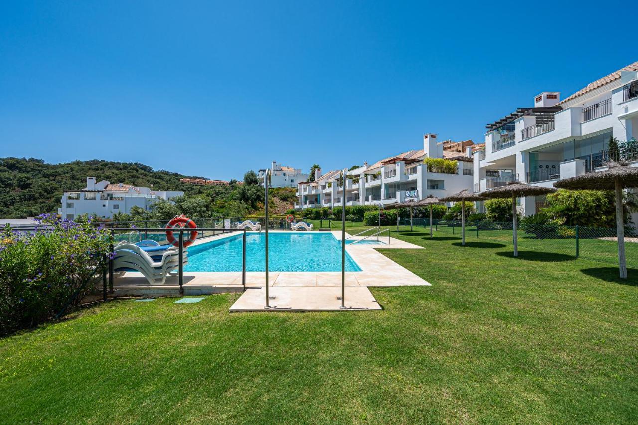 Garten Appartment In La Floresta - La Mairena Ojen Bagian luar foto